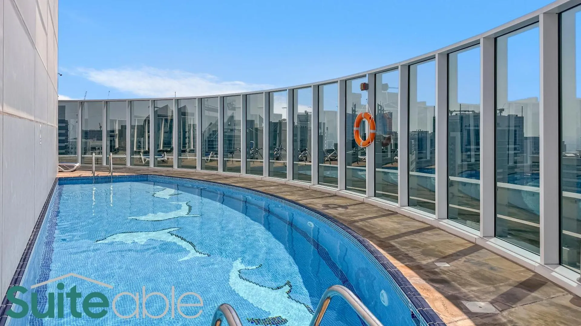 Spacious Refurbished Studio Steps Away From Metro Dubai Apartment